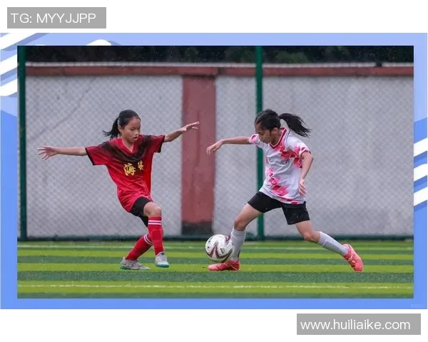 即将退役的足球明星女性们的辉煌历程与未来展望 即将退役的足球明星女性们的辉煌历程与未来展望